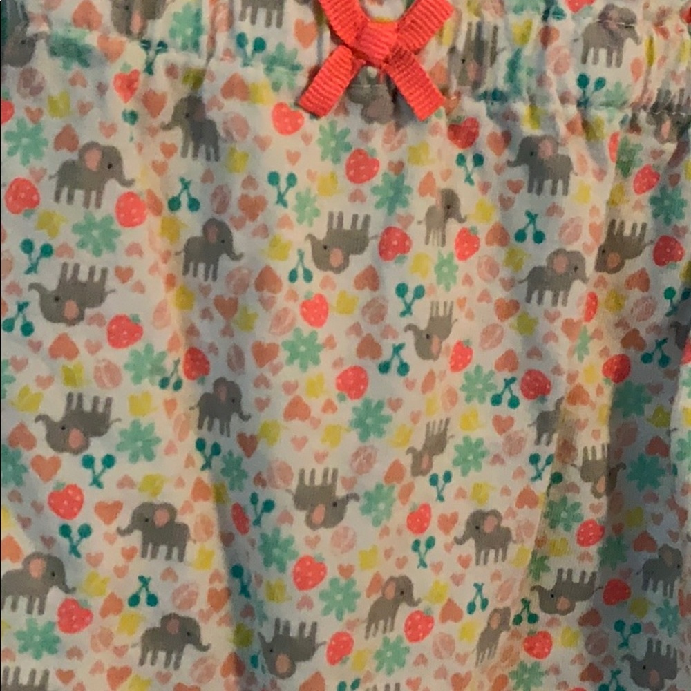 Carters romper - Picture 2 of 2